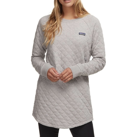 Patagonia Tops - Patagonia Quilted Sweatshirt Long